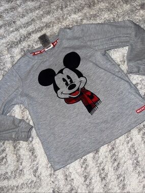 6 Vintage Disney Mickey Mouse Grey Kids Long-Sleeve Top with Red Scarf Graphic